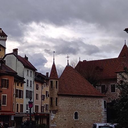 1 Passage Du Chateau Rumilly  Exterior foto